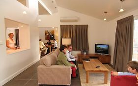 Moore Park Apartments Armidale 4*